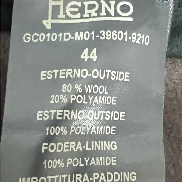 HERNO COAT IN LUXURY WOOL AND NYLON - Picture 12 of 12